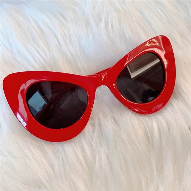 Tiktok Retro sombras gafas de sol fresco playa verano sombras ojo de gato gafas estéticas para las mujeres colección roja
