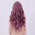 thumbnail image 4 of Pelucas moradas, peluca morada clara con flequillo, pelucas largas y onduladas y esponjosas para mujeres, pelucas sintéticas para cosplay diarias respetuosas con el calor para niña, moradas clara, 4 of 5