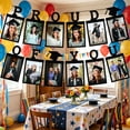 thumbnail image 4 of Kit de Decoración para Fiesta de Graduación con Arco de Guirnalda "Class Of" en dorado, negro, multicolor, impermeable, para uso en interiores y exteriores, 3 m, fácil instalación, 4 of 6
