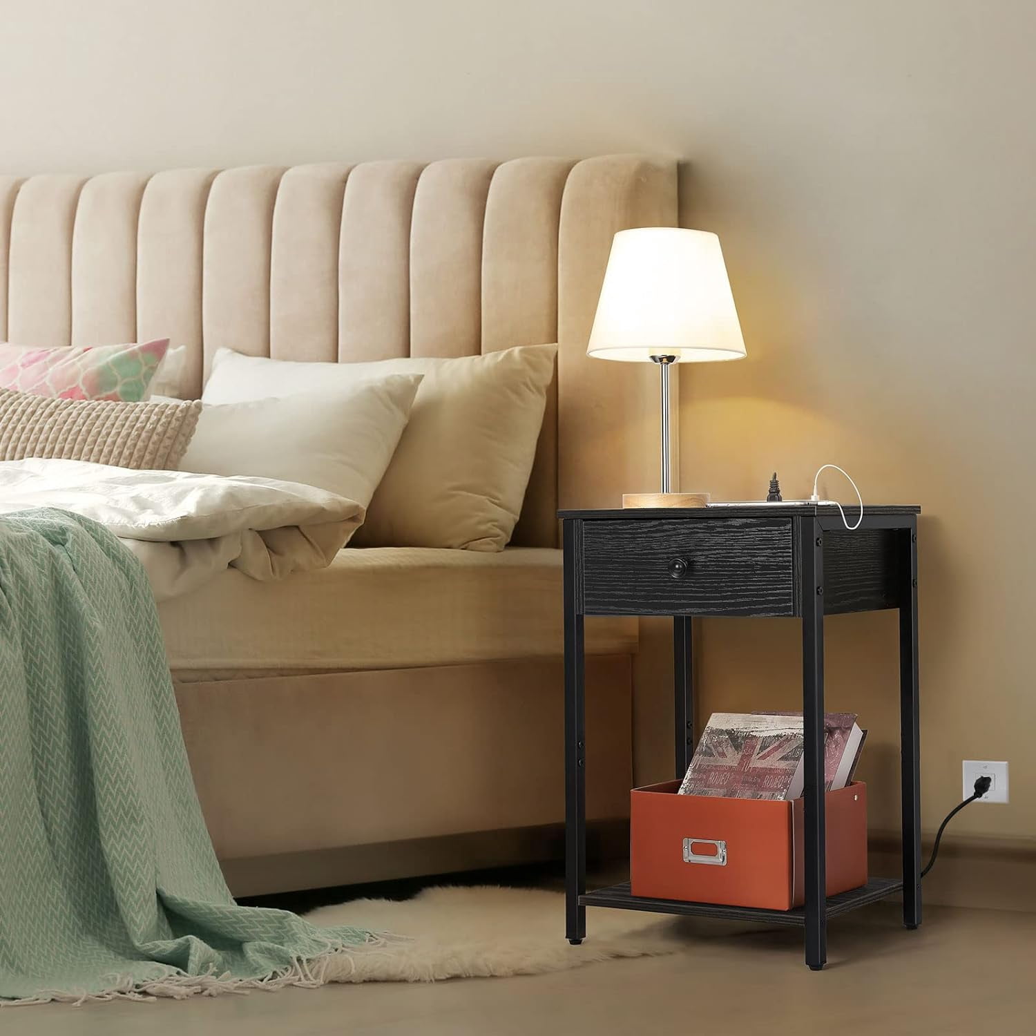 Oumilen Modern Adult Nightstand with Charging Station, Black