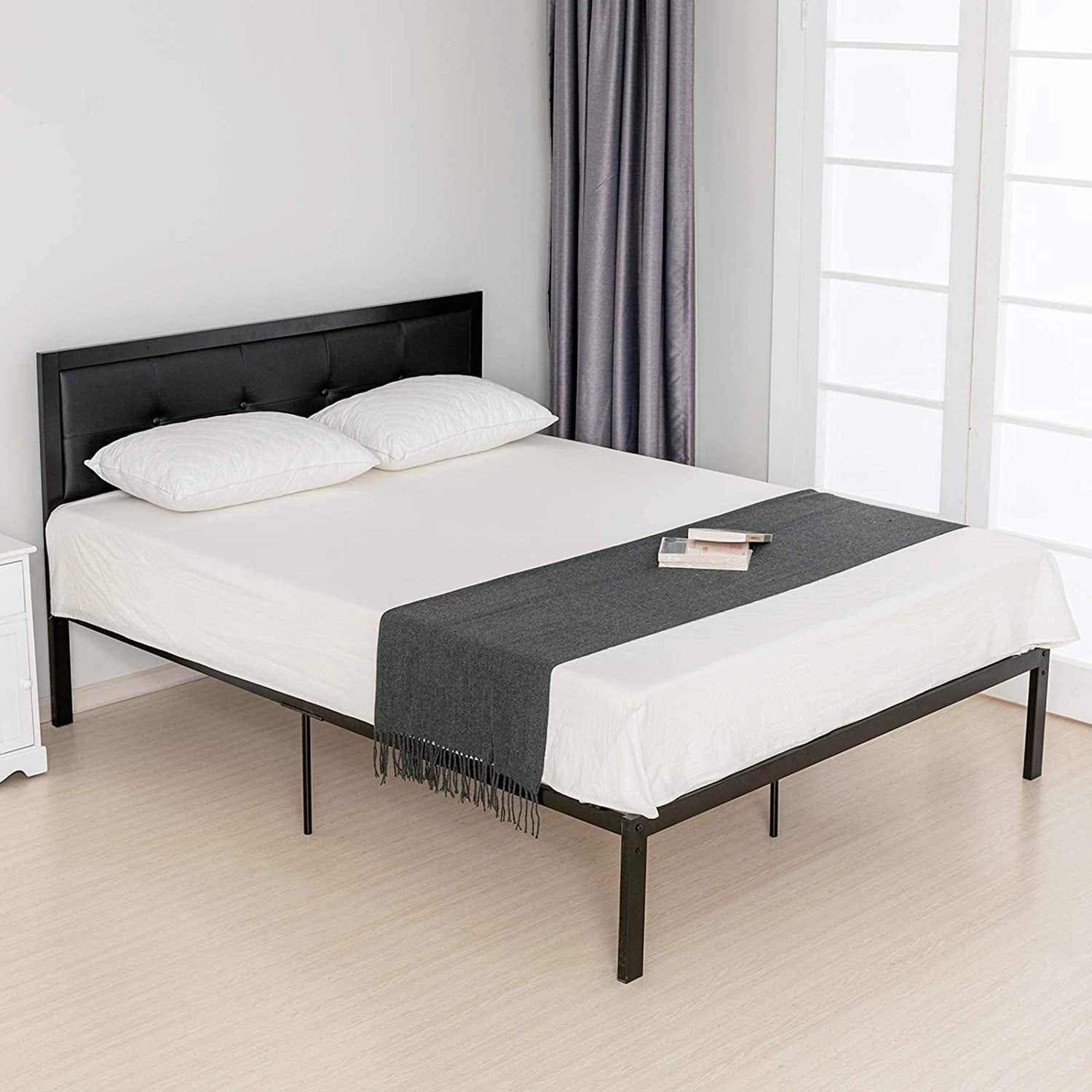 Queen Platform Bed Metal Frame with Solid Metal Slats Support Black