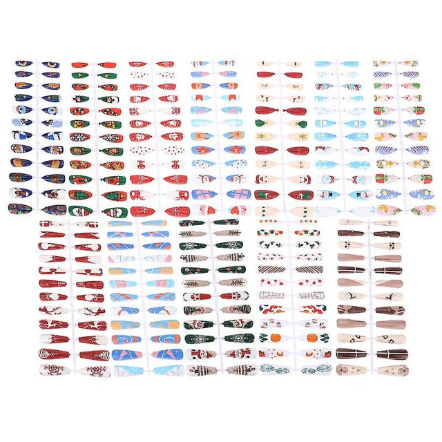288 uñas postizas.