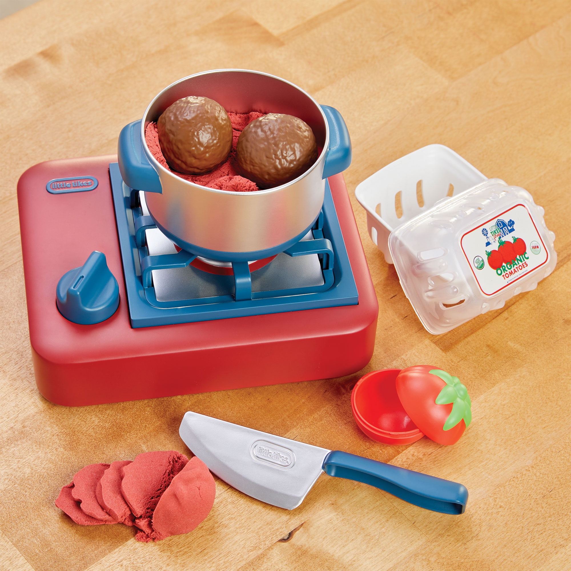 Little Tikes Creative Chefs Italian Restaurant Kit with 33 Accessories, Pretend Play Cooking Set, for Boys and Girls Ages 3+ Years