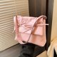 thumbnail image 3 of Bolso pequeño de moda con lazo, bolso de axila para mujer, nuevo estilo 2025, bolso de mensajero simple de color sólido, bolso cuadrado pequeño, 3 of 4