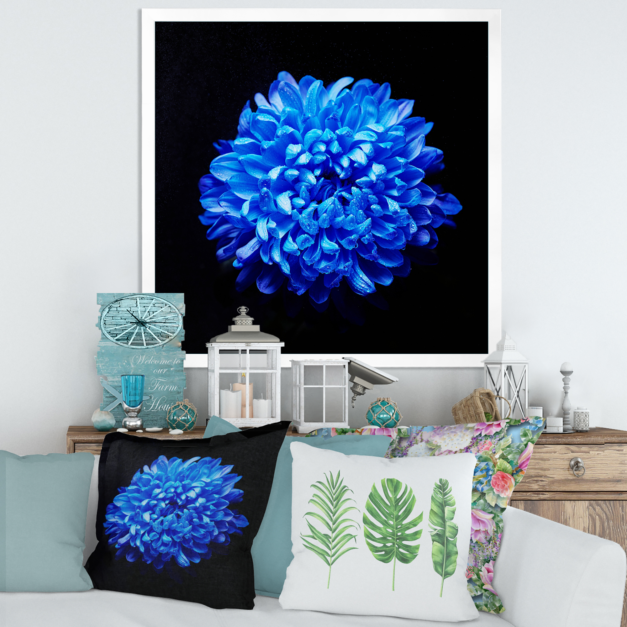 Designart 'Dew Drops on Blue Aster ' Traditional Framed Art Print
