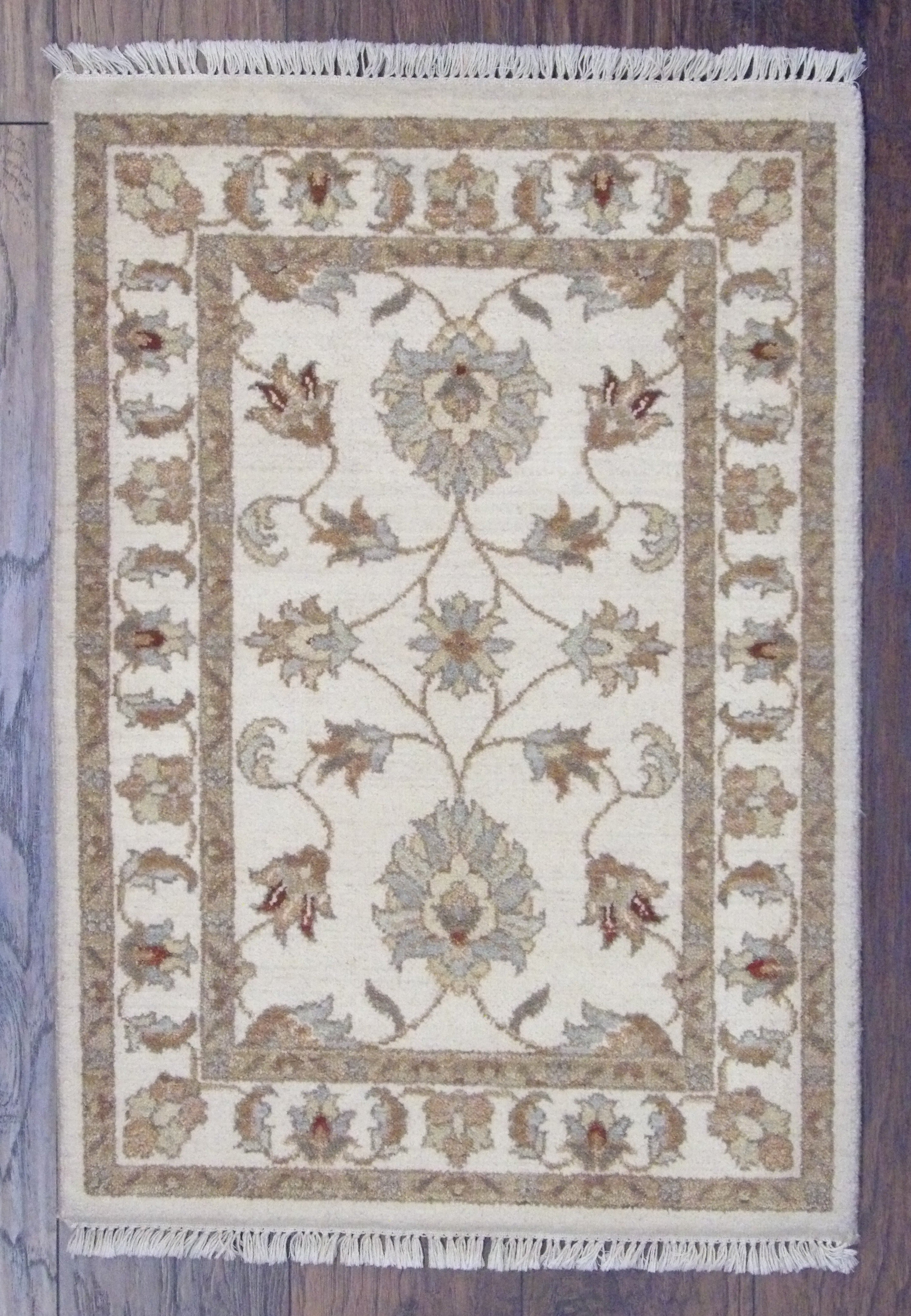 Wahi Rugs Hand Knotted Oushak Chobie Naturaldye Whitewash 2'0"x3'0