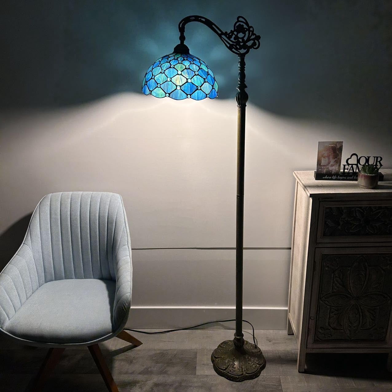 Enjoy Décor Lamps Tiffany 63-Inch 1-Light Bronze Gooseneck Adjustable Corner Standing Reading LED Floor Lamp with Stained Glass Bowl