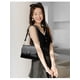 thumbnail image 4 of Bolso de hombro para mujer, moda 2024, nuevo bolso de cuero de color sólido para debajo del brazo, bolso cruzado de alta calidad para mujer, 4 of 5