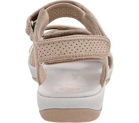 clarks women's brizo sammie flat sandal