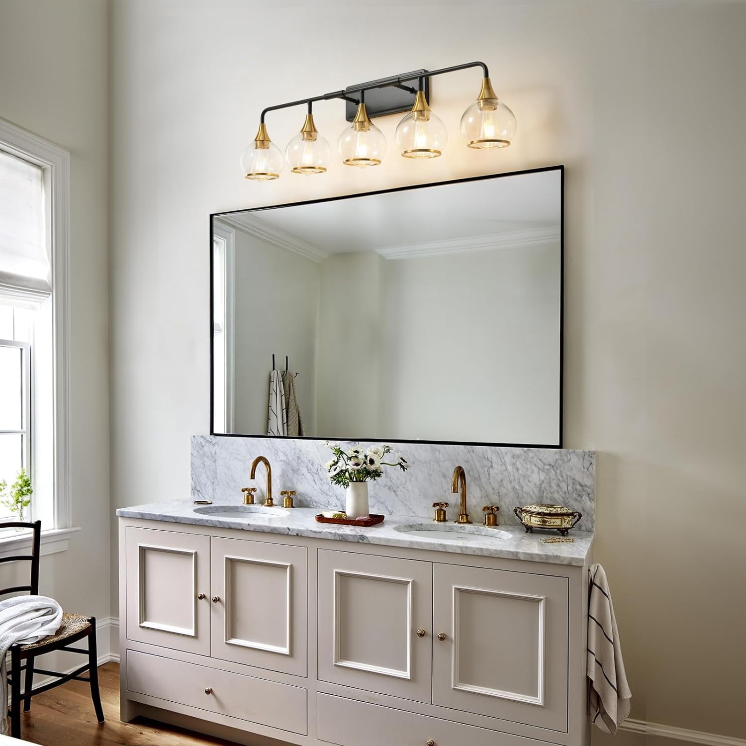 5-Lights Bathroom Light Fixtures Black and Gold Bathroom Vanity Light Over Mirror with Clear Glass Shade Wall Sconce Lighting