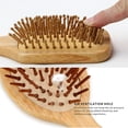 thumbnail image 4 of Juego de cepillos y peines de bambú para el cabello, peine para mujer y cepillo de madera desenredante, ideal para cabello húmedo o seco., 4 of 7