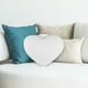thumbnail image 3 of Cojín decorativo con forma de corazón, romántico, para sofá, dormitorio y sala de estar, 3 of 7