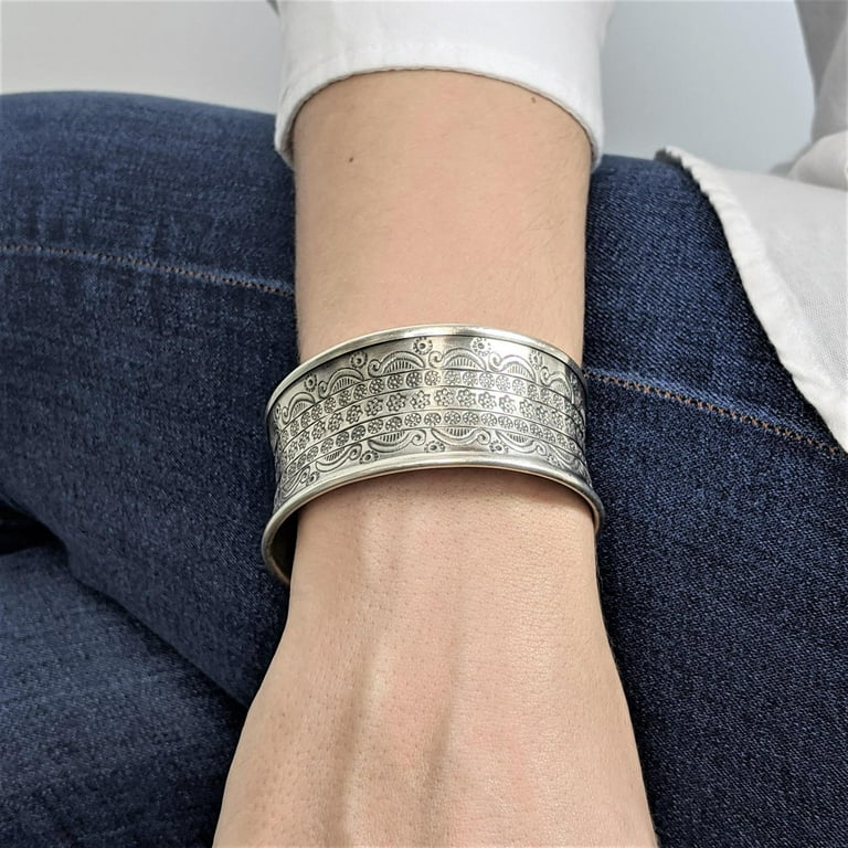 81stgeneration Women's 999 Pure Silver Karen Hill Tribe Wide
