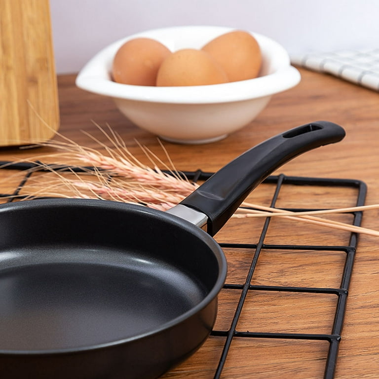 Mini Cast Iron Frying Pan Non-stick Omelette Egg Dumpling Pan with  Anti-scald Wooden Handle Hot Oil Pot Kitchen Cooking Utensils