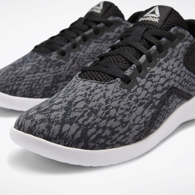 TENIS ARDARA 2.0 gris oscuro 23.5 Reebok D5257