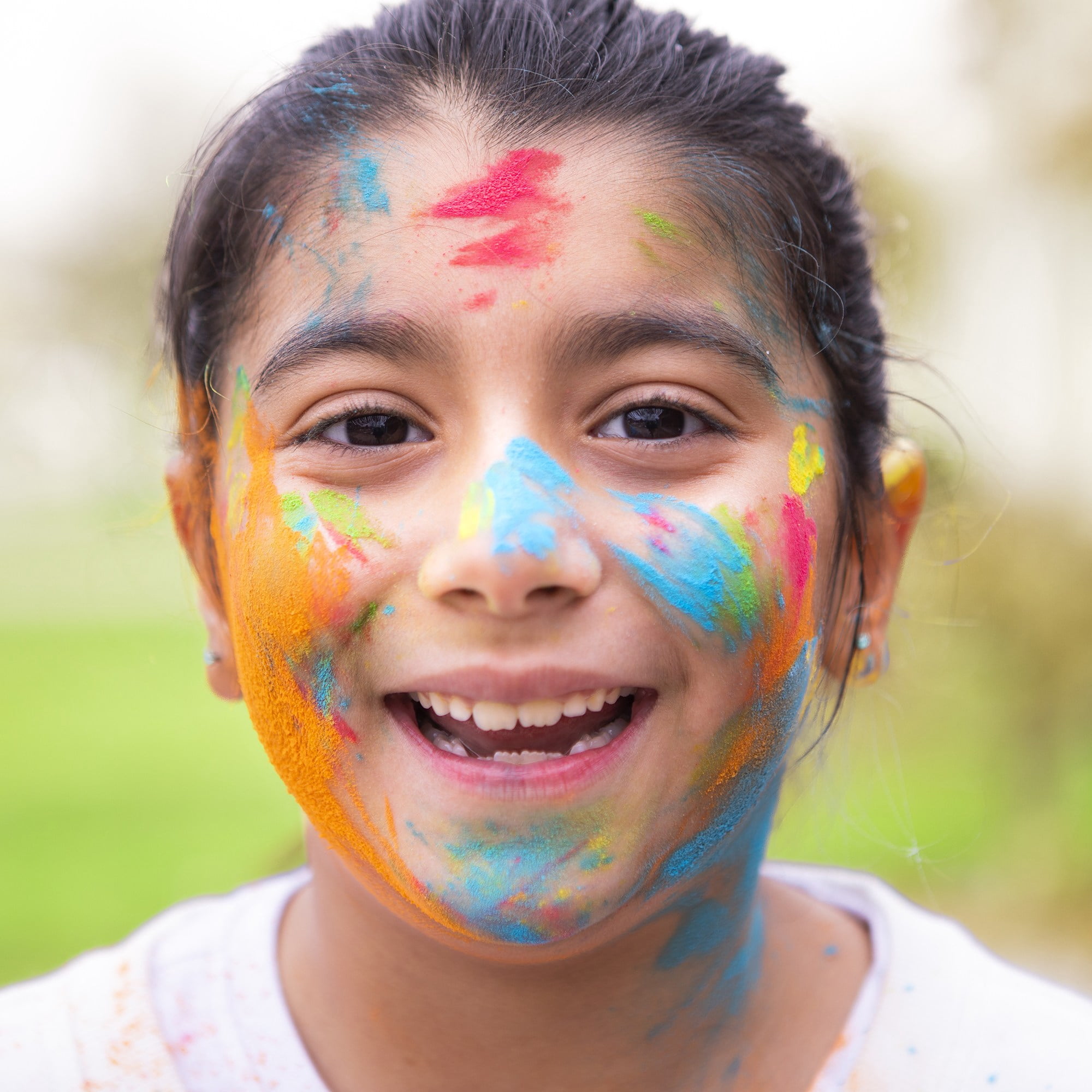 Kulture Khazana All Natural, Washable, Biodegradable, Holi Non-Toxic Color Powder 100gm Pack of 20, Perfect for Color Play