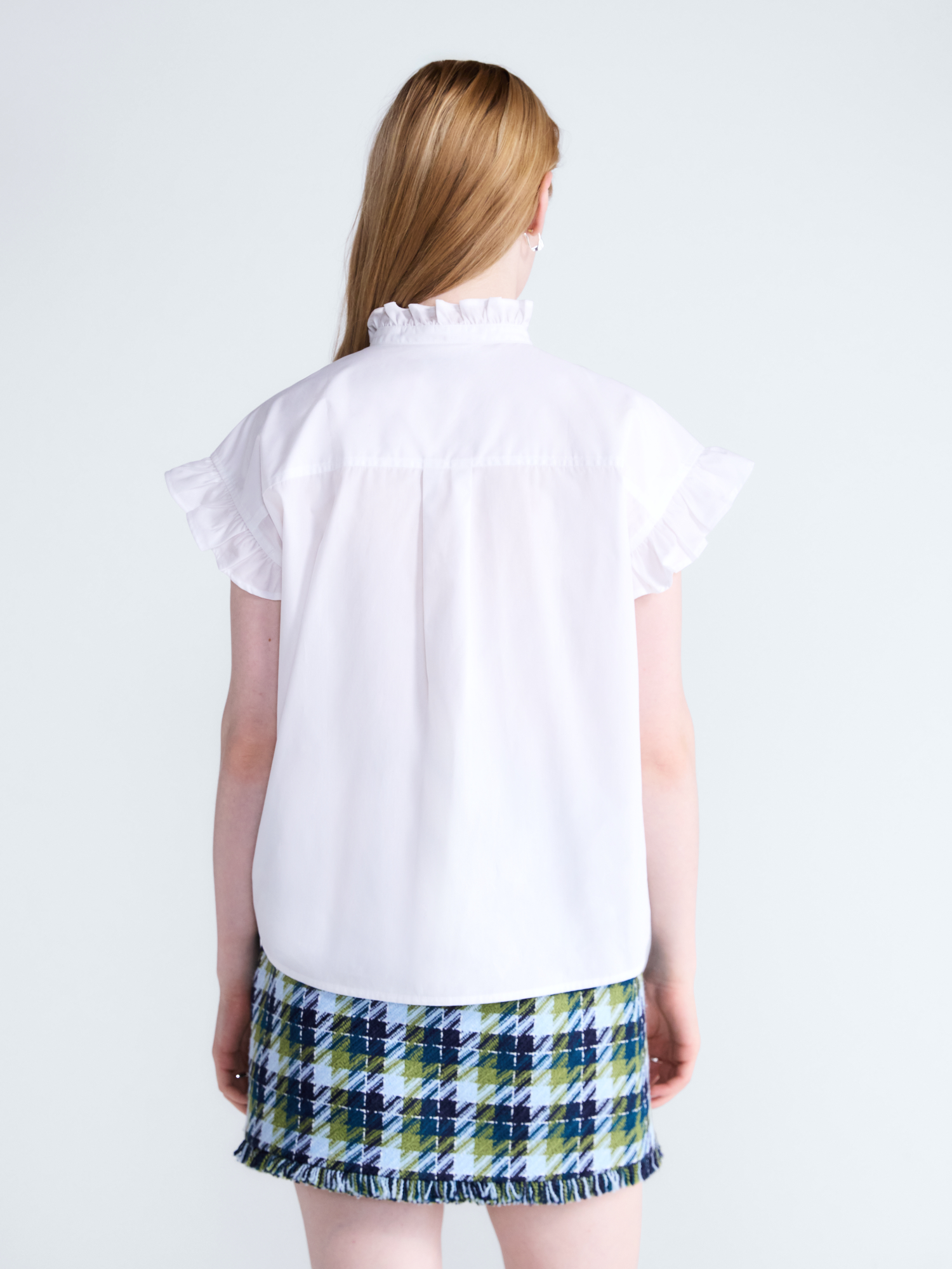 Free Assembly Women's Ruffle Trim Cotton Button Shirt, White photo 3