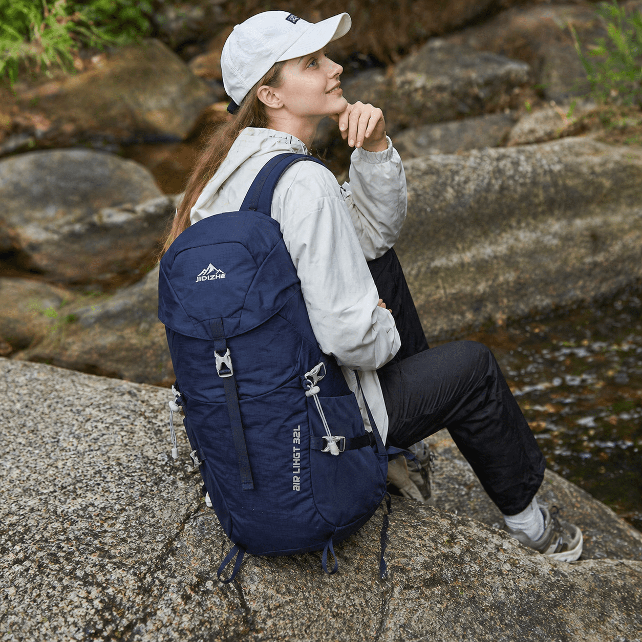 JIDIZHE 32L Polar Explorer Hiking Backpack, Lightweight Water-Resistant Outdoor Travel Backpack for Men & Women, Blue