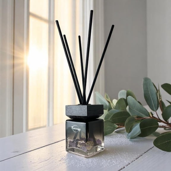 Innergy Sea Salt Eucalyptus Crystal-Infused Reed Diffuser 100ml Aromatherapy Essential Oil Diffuser for Home Long-Lasting Scent, Natural Crystal Energy for Relaxation & Balance
