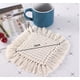 thumbnail image 1 of Posavasos Tejidos, Manteles Individuales Cuadrados, Protectores De Mesa Resistentes Al Calor, Detalle De Borla Tejida a Mano, Decoración De Comedor De Estilo Bohemio, 1 of 9