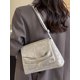 thumbnail image 4 of Bolso de hombro ligero, lujoso y moderno de charol brillante para mujer, bolso cruzado sencillo, informal y versátil, moderno, 4 of 5