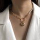 thumbnail image 1 of Gargantilla de cadena de perlas de 6MM de estilo Vintage para mujer, collar con colgante de concha de amor para boda, joyería de moda al por mayor Dengxun unisex, 1 of 2