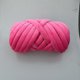 thumbnail image 1 of Namzi Hilo grueso de terciopelo de 500 g, hilo jumbo supersuave de grosor medio, hilo esponjoso lavable para tejer a mano a crochet, ideal para mantas, alfombras y almohadas, color rosa., 1 of 4