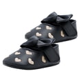 thumbnail image 2 of 1 par de zapatos para bebés y niños pequeños, patrón de corazón, zapatos de bebé con lazo bordado, lazo para caminar (negro 13 cm de longitud 6US 5UK 22EU 5.109 pulgadas), 2 of 5