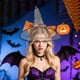 thumbnail image 3 of Sombrero de bruja de Halloween con diseño, sombrero elástico para disfraz de bruja para mujeres adultas, accesorios para fiestas, 3 of 6