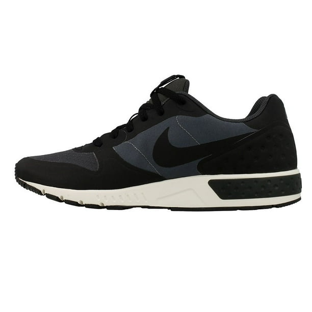 Nike nightgazer hotsell all black