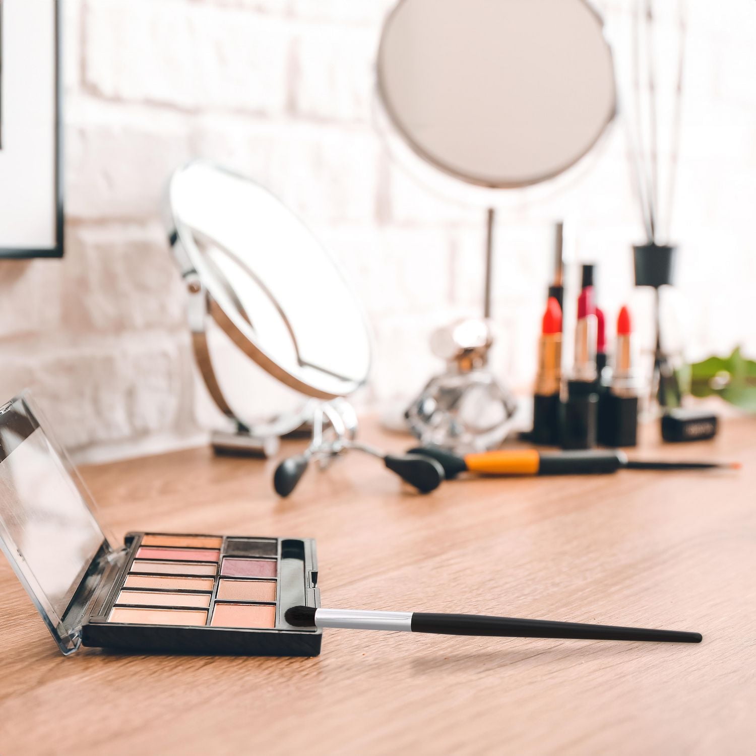 Equate Beauty Crease Blending Eyeshadow Brush, 1 Brush