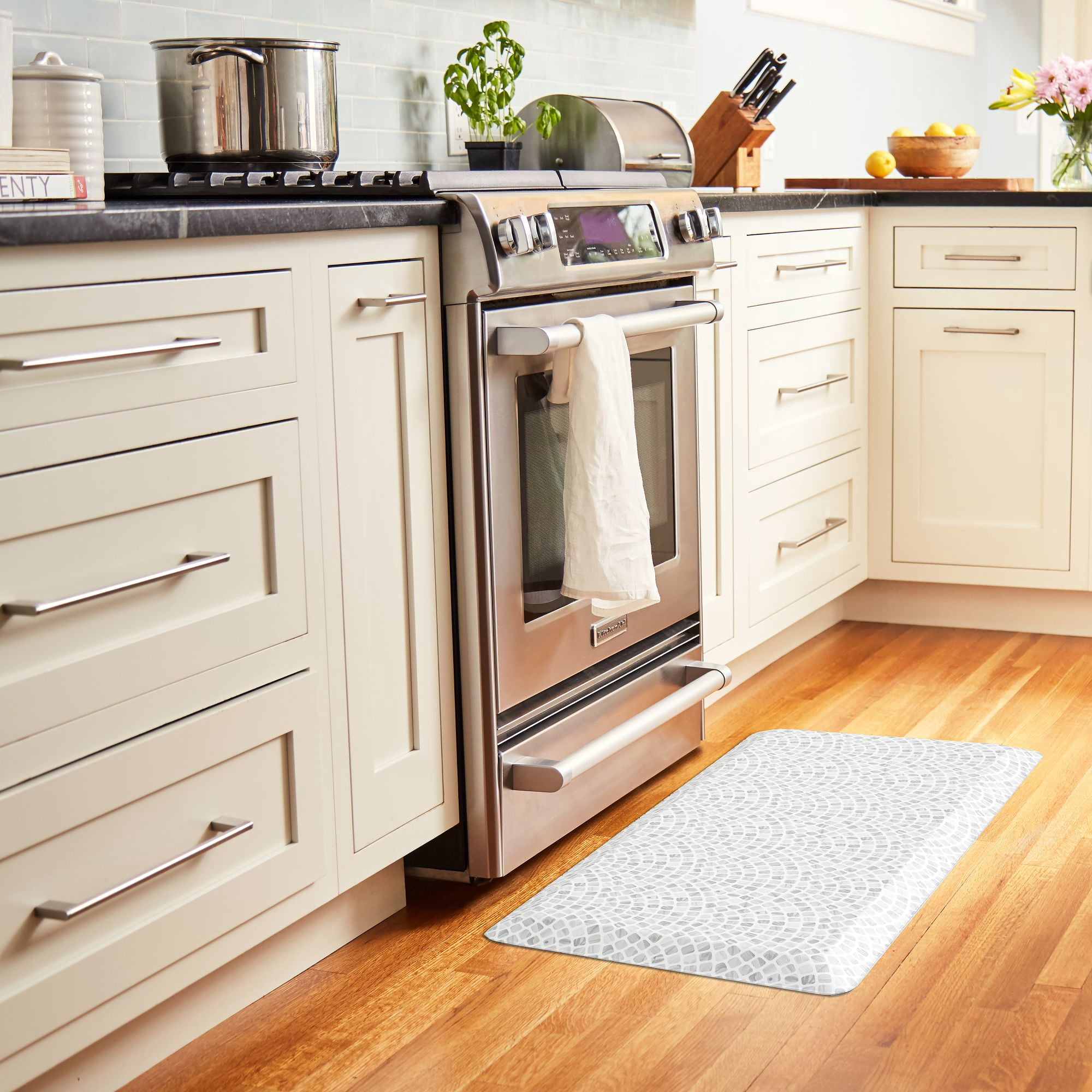 Emeril Lagasse Tile Kitchen Mat, Grey, 19.6"x31.5" Rectangle
