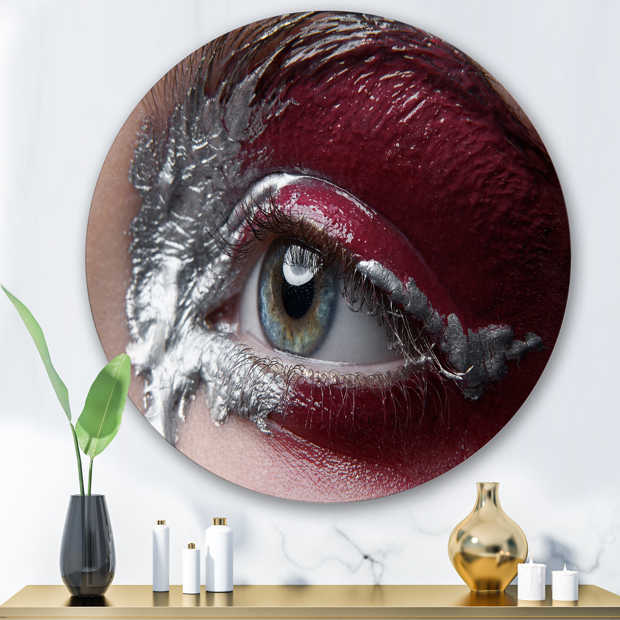 Designart 'Close Up of A Woman Eye With Red Makeup On' Modern Circle Metal Wall Art 29x29 - Disc of 29