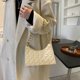 thumbnail image 5 of Nuevo bolso de mano tipo baguette de cuero artificial con contraste de diamantes y un solo hombro debajo del brazo, 5 of 5