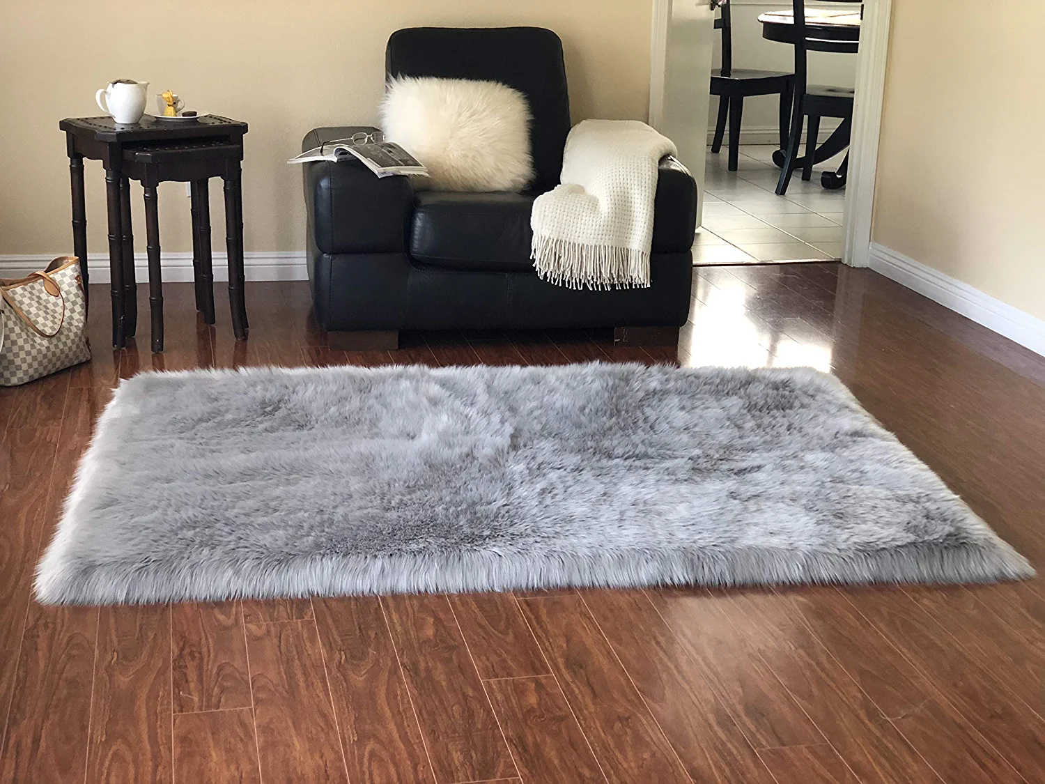 LAMBZY Faux Sheepskin Super Soft Hypoallergenic Rectangular Area Rug