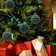thumbnail image 4 of Bolas de Navidad, Bolas Flocked de Navidad, Bolas de Cristal de Navidad, Set de Cuatro Bolas de Navidad, Bolas de Navidad Colgantes, Bolas de Navidad con Brillo, Bolas de Navidad para Árbol de, 4 of 9
