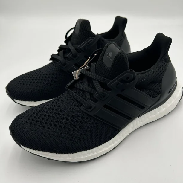 Adi-das Ultraboost 1.0 J GS Running Shoes Black HQ4218 Men’s Size 6 NEW