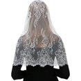 thumbnail image 4 of (Blanco) Estilo español Encaje Tradicional Vintage Inspirado Forma infinita Mantilla Velo Latín Mass Head Covering, 4 of 5