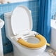 thumbnail image 4 of Cojín de asiento de inodoro grueso con asa de transporte, cobertura completa, cálido para el invierno, para el hogar, cojín de asiento de inodoro extraíble, funda para asiento de inodoro., 4 of 5
