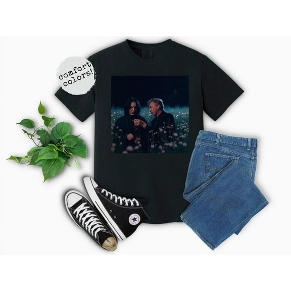 Snape and Alan Rickman in Flower Field Earbuds Comfort Colors T-Shirt Harry Potter Meme Wizarding Fan Potterhead Christmas Birthday Gift Potter Book 90s Vintage, Pepper Color, Size S
