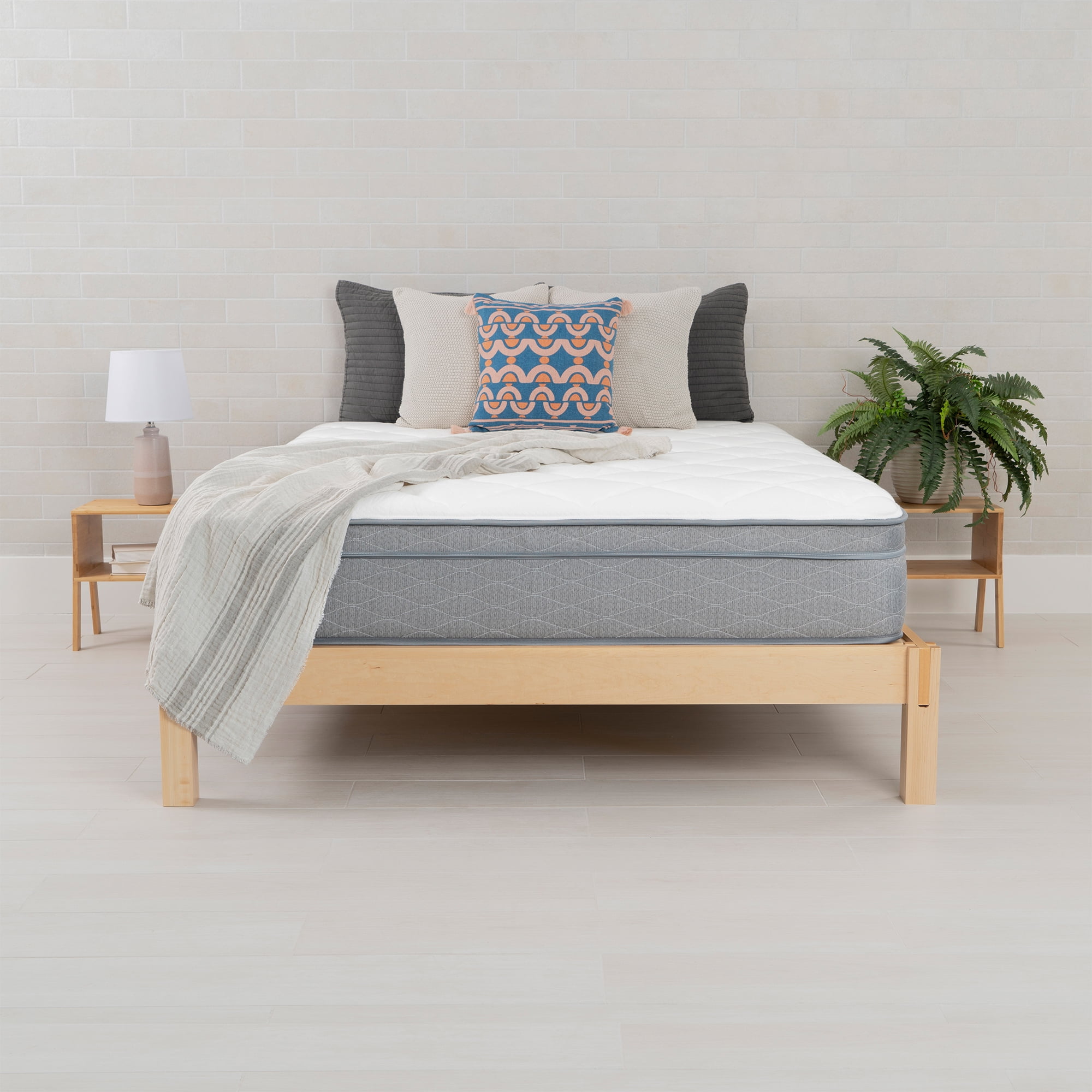 Dreamfoam Bedding Doze 11 Inch Soft Plush Firmness Memory Foam Mattress, Queen