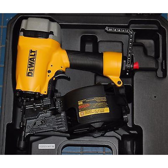 DEWALT DW66C-1 2-1/2 Inch 15 Degree Coil Siding and Fencing Nailer Factory Reconditioned