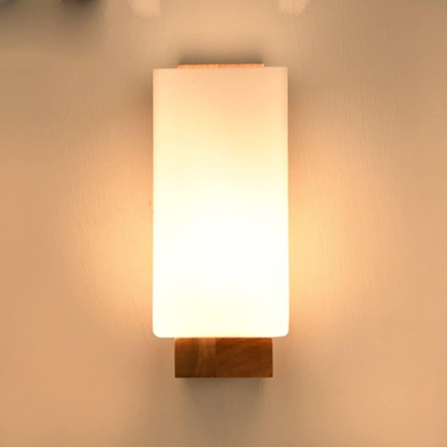 Simpe Scandinavian Style Wooden Wall Lamp Bedside Wall Sconce for Living Room Staircase Corridor