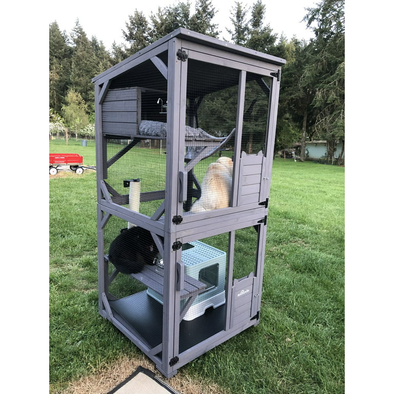 Aivituvin Insulated Wooden Cat House with Soft Liner : Waterproof Roof