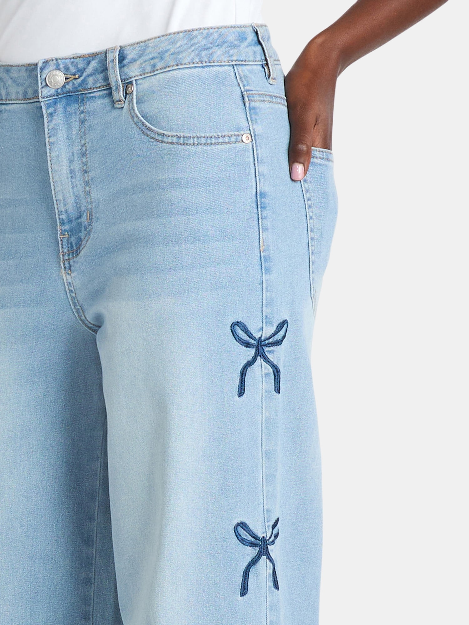 Madden NYC Women's Ultra 90s Fit Jeans with Embroidery, 32" inseam, Sizes 00-18