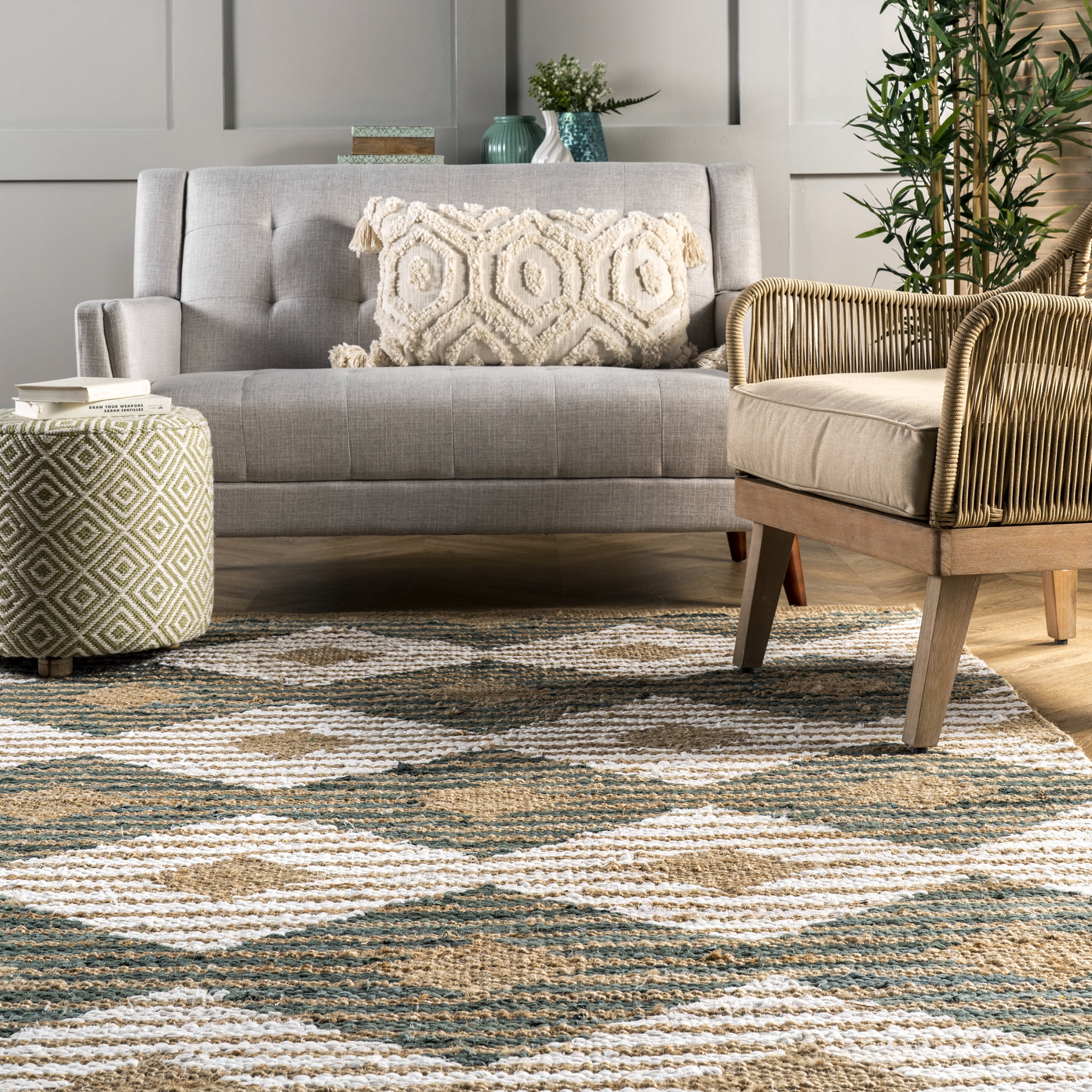 nuLOOM Hand Braided Marla Denim And Jute Diamonds Area Rug, 4' x 6', Marla Olive