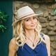 thumbnail image 2 of Sombrero Wallaroo Kristy Fedora UPF 50+ para mujer, color marfil/piedra, 2 of 9