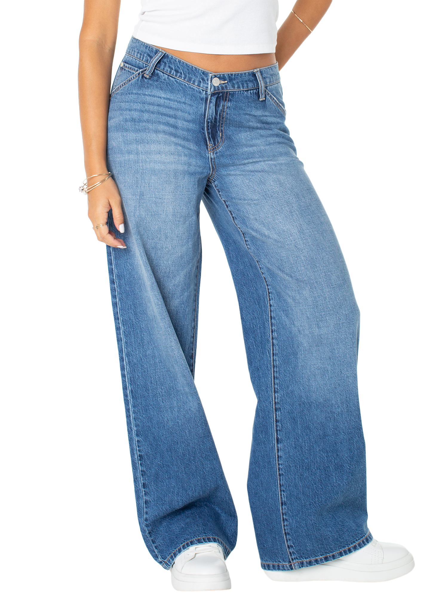 Celebrity Pink Women's and Women's Plus V-Waist Wide Leg Jeans, Available in 30", 32", and 34" inseams, Sizes 1-24W