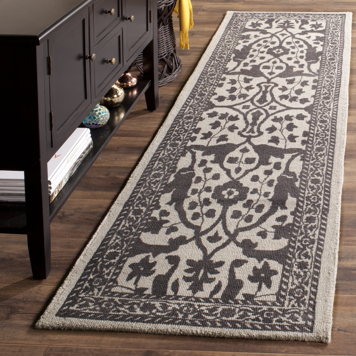 SAFAVIEH Restoration Vintage Wilson Border Wool Area Rug, Silver/Grey, 8' x 10'