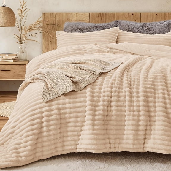 Fluffy Queen Comforter Set, 3-Piece Soft Fleece Bedding, Beige